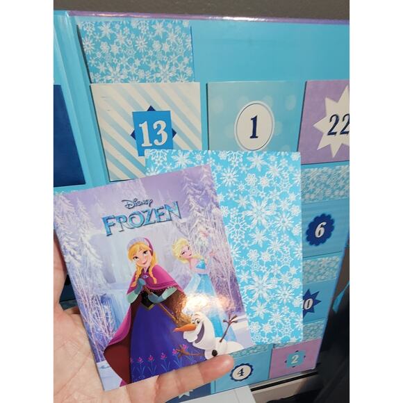 Sealed-Disney Frozen Storybook Collection Advent Calender Includes 24 Books - Picture 7 of 7